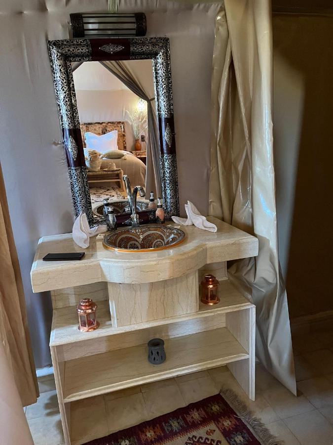 Amskou Luxury Desert Camp メルズーガ エクステリア 写真