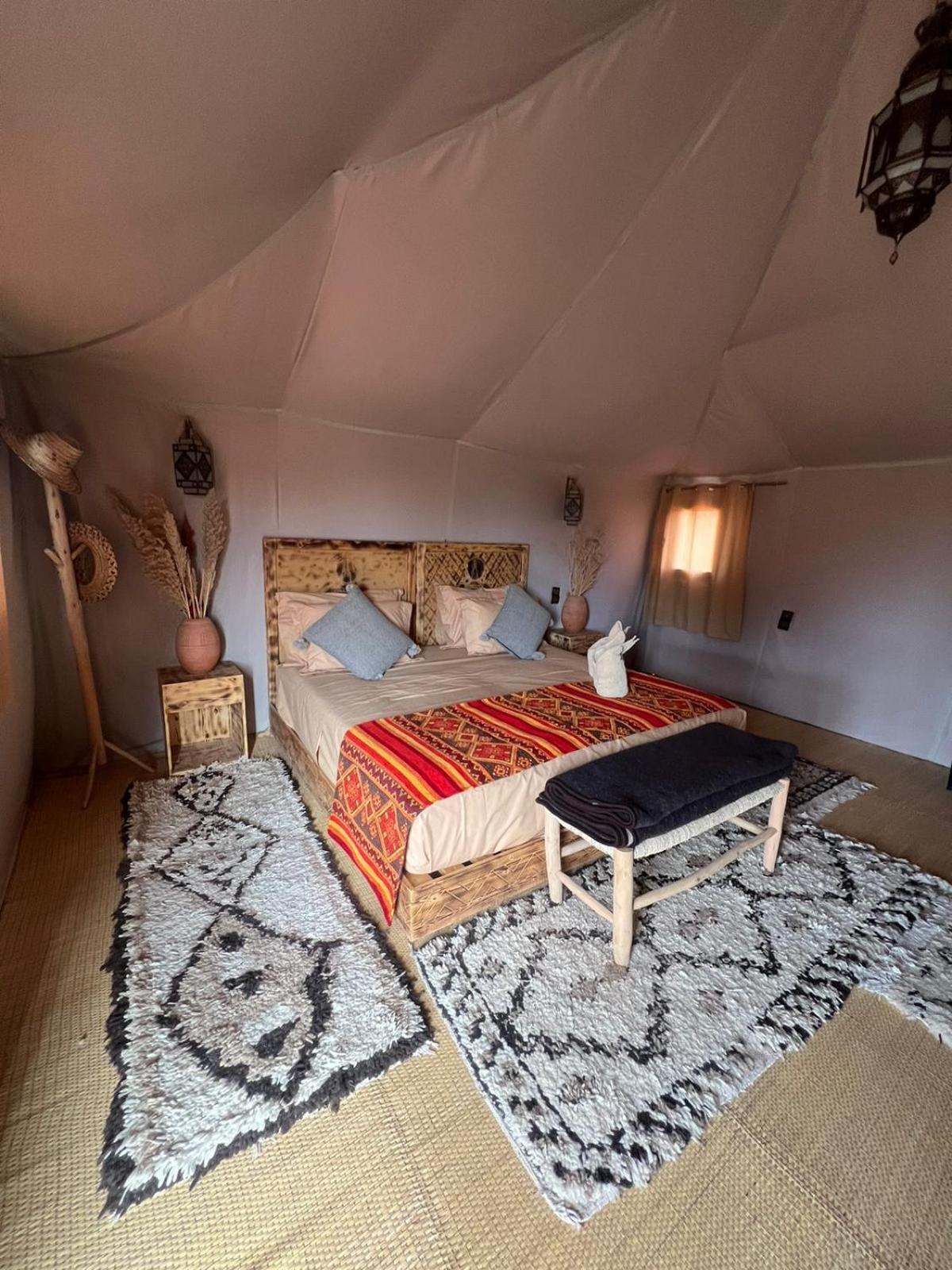 Amskou Luxury Desert Camp メルズーガ エクステリア 写真