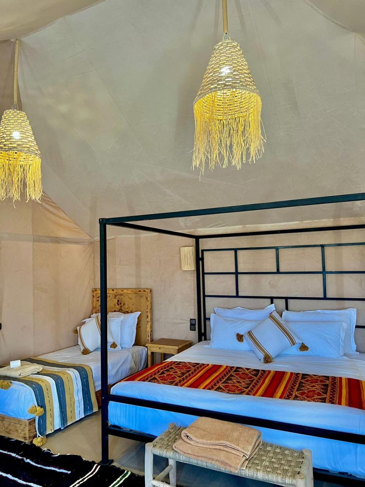 Amskou Luxury Desert Camp メルズーガ エクステリア 写真