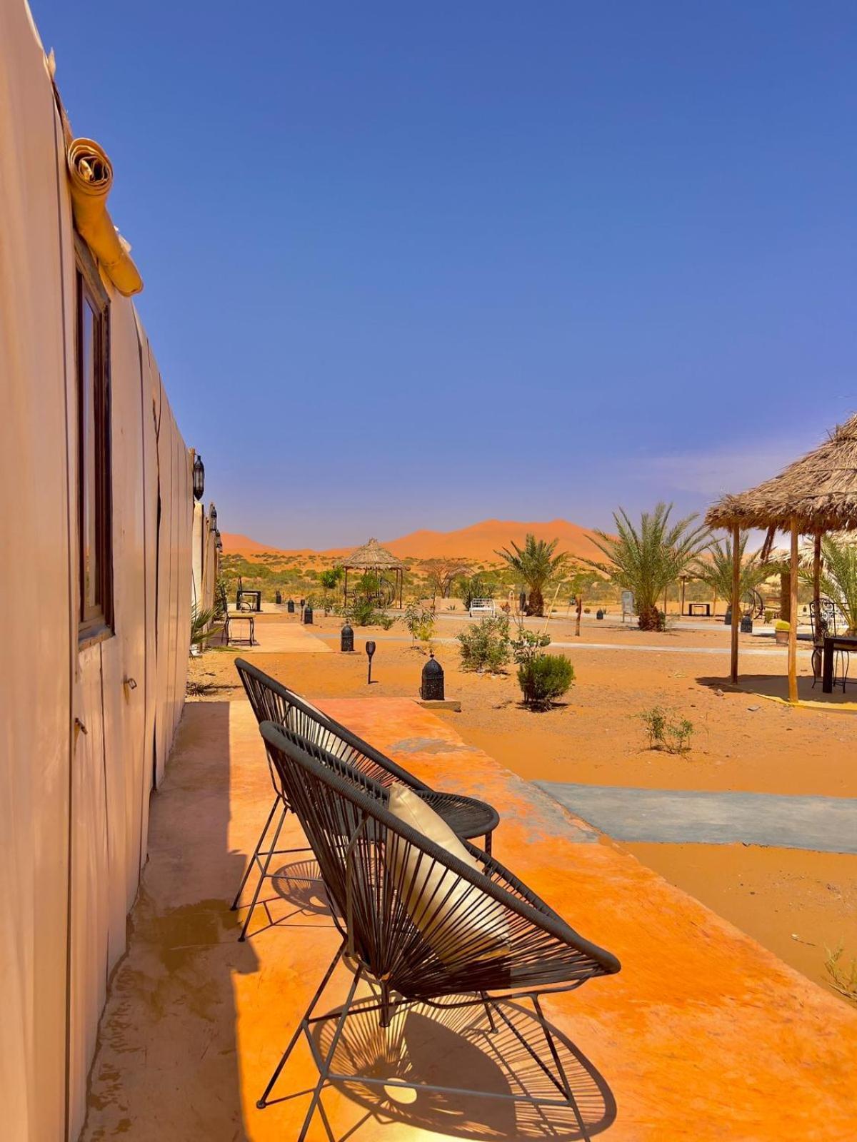 Amskou Luxury Desert Camp メルズーガ エクステリア 写真