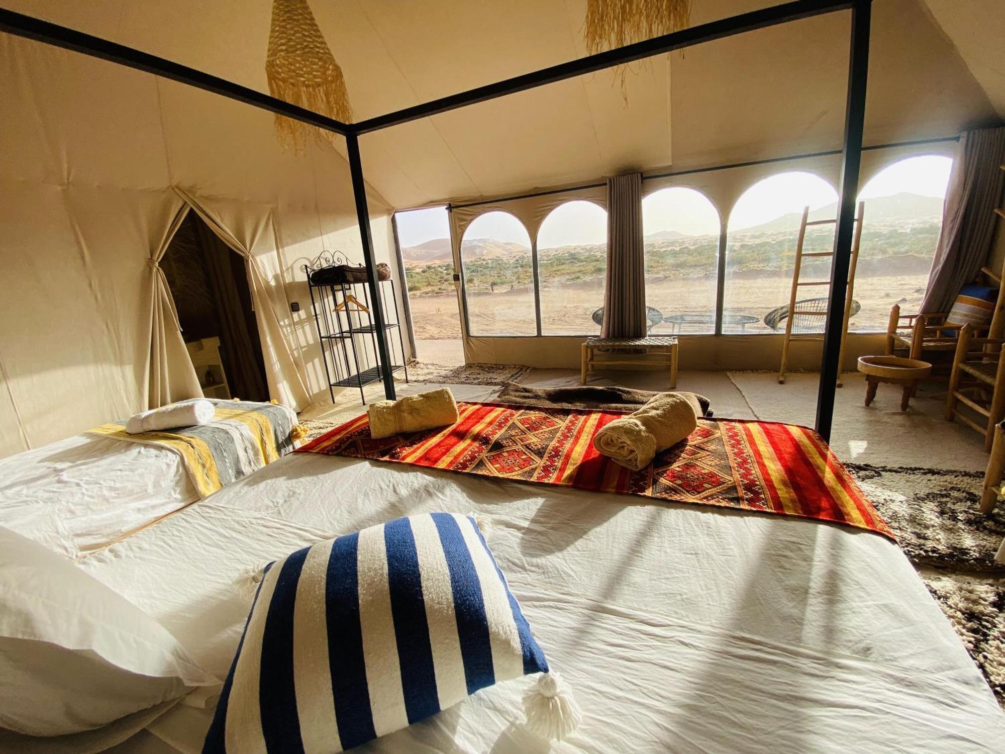Amskou Luxury Desert Camp メルズーガ エクステリア 写真