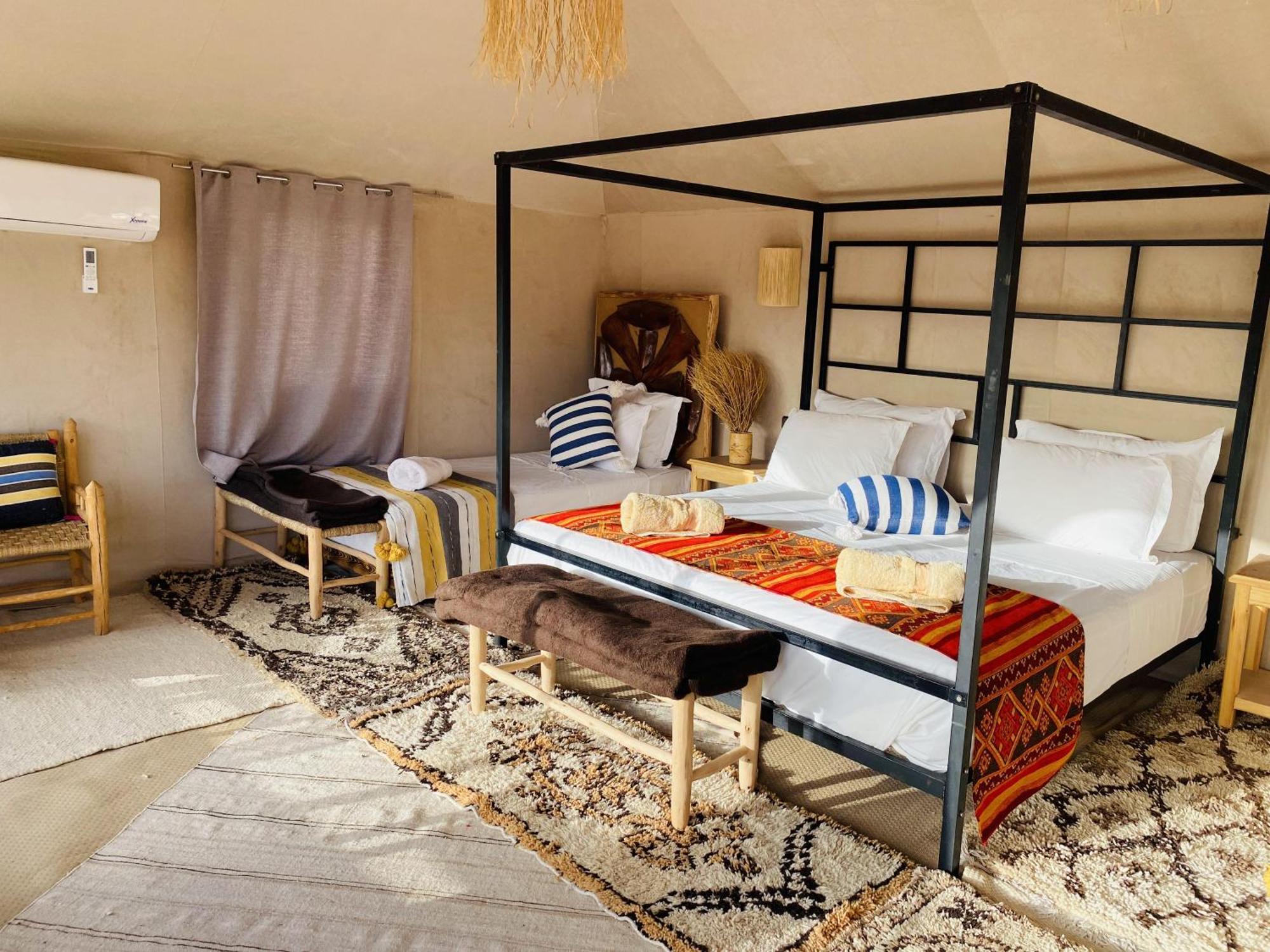 Amskou Luxury Desert Camp メルズーガ エクステリア 写真