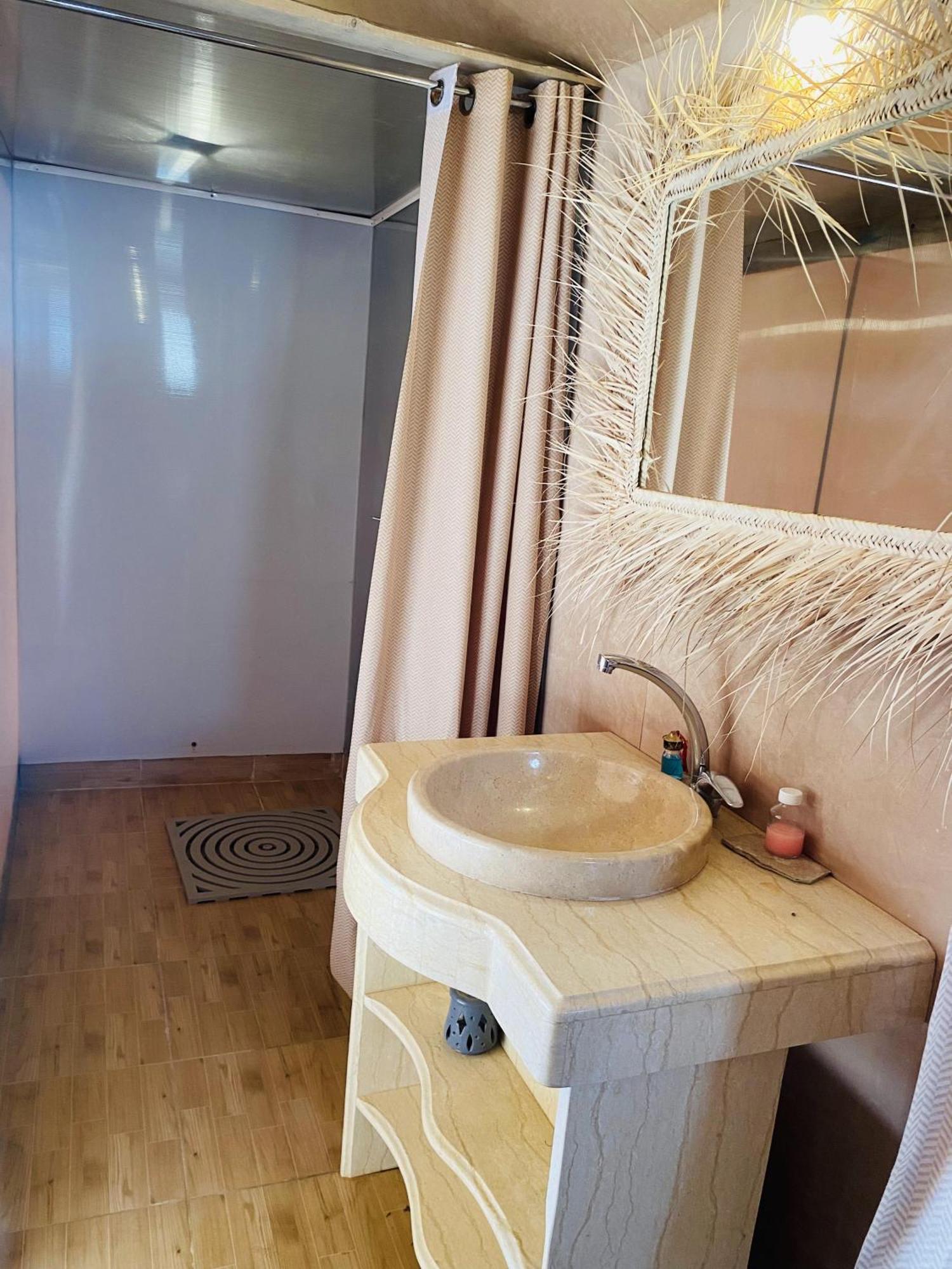 Amskou Luxury Desert Camp メルズーガ エクステリア 写真